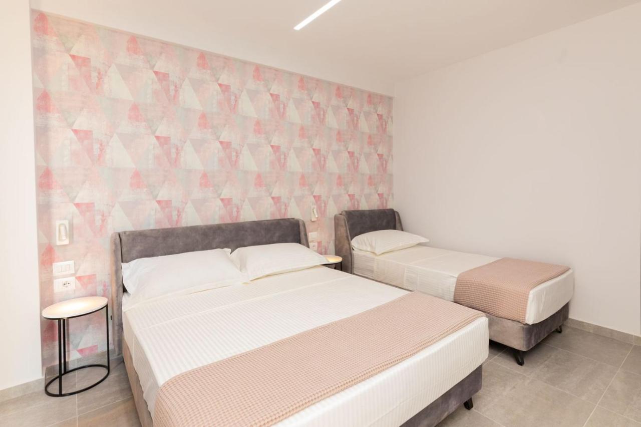 Corallo Rooms Himare Luaran gambar