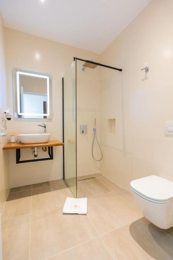 Corallo Rooms Himare Luaran gambar