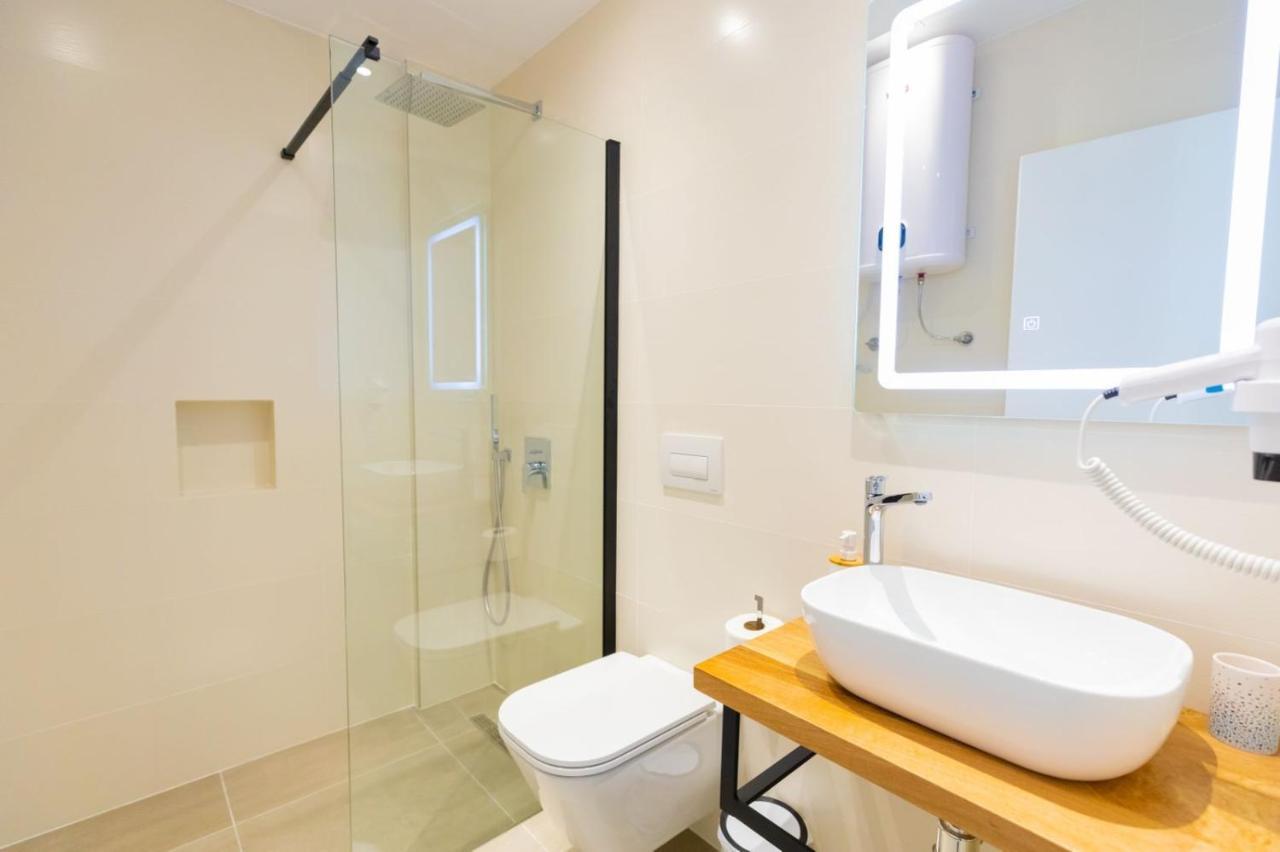 Corallo Rooms Himare Luaran gambar